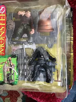 McFarlane Monsters Playset Hunchback & Executioner Action Figures Series 1 • $12