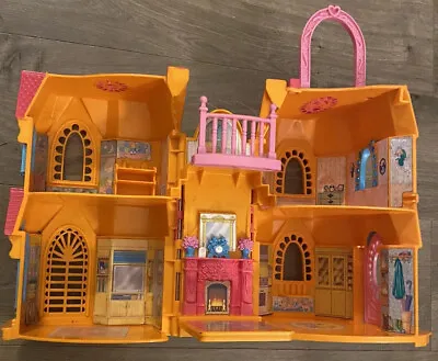 Fisher Price 2004 Doll House Loving Family Sweet Streets Orange/pink House • $13.85