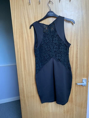 £5 • Buy Ladies Large Black Dress