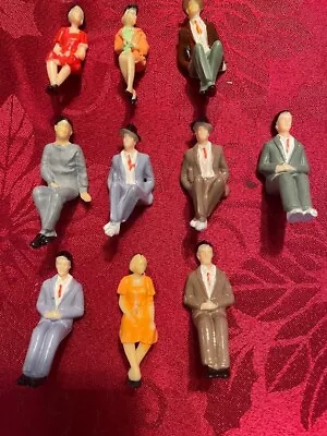 G Scale Seated People 10 Of Them • $12