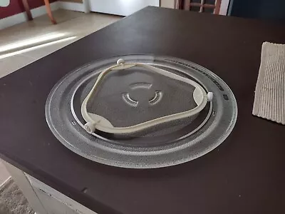 Whirlpool Microwave Glass Turntable Plate / Tray 12 Inch And Roller Ring • $20