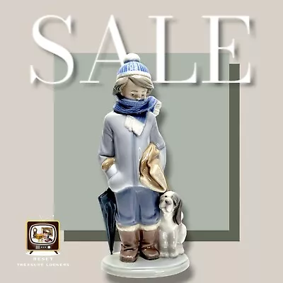 Lladro Winter Boy With Dog # 5220 Figurine Made In Spain (7.5 By 3.5 By 3 ) • $99