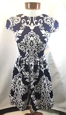 B. Darlin Womens Size 1-2 Navy White Cap Sleeve Sheer Back Zip Up Dress • £13.61