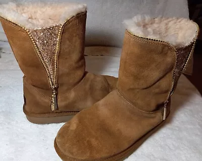 UGG Boots Size 8 S/N 1103764 Chestnut Color • $24.99