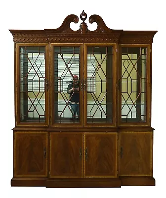 51512EC: CRAFTIQUE Large 4 Door Lighted Mahogany Breakfront • $4795