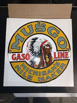 Musgo Gas Oil Porcelain Enamel Sign Gas Pump Plate Man Cave Station 11 3/4” • $90