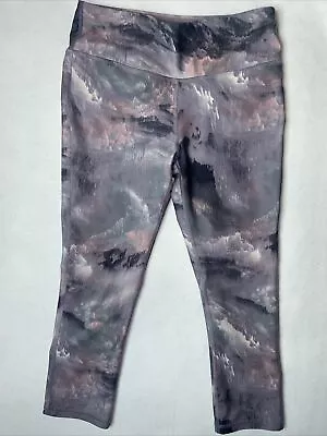 Marika Sport Purple Ash Stormy Sky Print Yoga Athletic Leggings Capris Small • $6.99