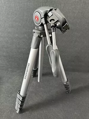 Manfrotto Advanced Compact Camera Tripod With Bag T2954 • £10