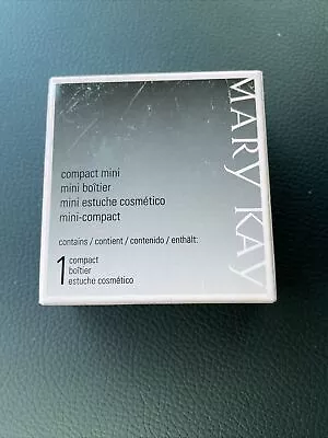 Mary Kay Compact Mini ~UNFILLED~ #040752 • $11.99