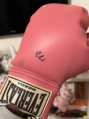 Muhammad Ali Signed Boxing Glove. For Real Family History Can Prove It • $500