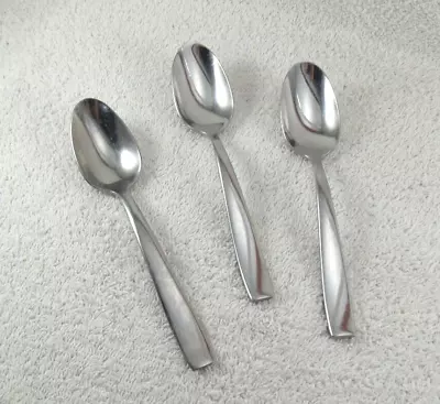 Metra Teaspoon Lot Of 3 (well Used)  Oneida Glossy Stainless Flatware China • $24.25