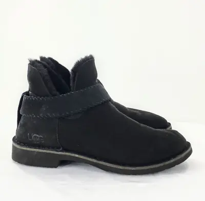 UGG McKay Boots Womens Black Suede Sheepskin Shearling Lined Ankle Bootie Sz 8.5 • $45