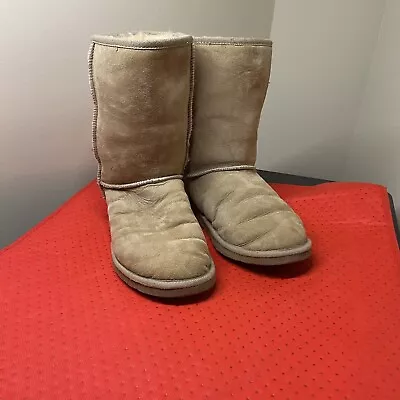 UGG Minne Tonka  Classic Short Chestnut Brown /Tam Boots Size Tan • $49.99