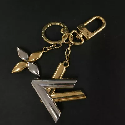 Louis Vuitton Twist Gold Tone Key Ring Bag Charm/4X1193 • £1.78