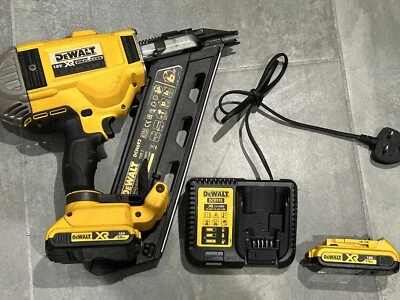 £170 • Buy DEWALT DCN692N XR 18V Brushless Framing Nailer And X2  2ah Batteries /Charger
