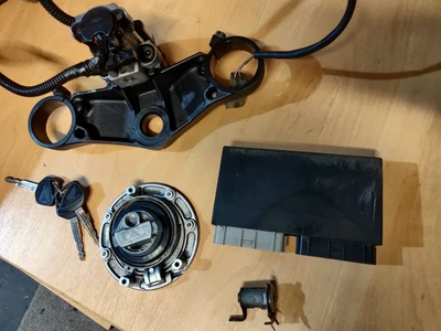 $477.98 • Buy Honda CBR929RR RRY RR1 Fireblade ECU Ignition HISS Lock & 3 Key Set 2000 2001