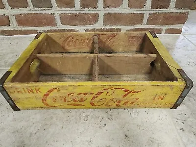 Vintage 1962 Chattanooga Tenn Yellow Drink Coca Cola Wooden Crate  - 4 Section • $22