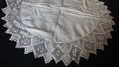 Vintage Circular Tablecloth Crochet Lace Deep Edge Fine Irish Linen • £6.99