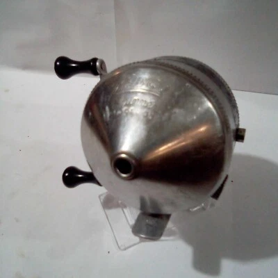 $12.95 • Buy Vintage Zebco 33 Spinner Fishing Reel,single Rivet