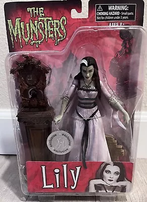 Diamond Select Toys 2011 The Munsters - Lily Munster - Toys R Us Exclusive - New • $35