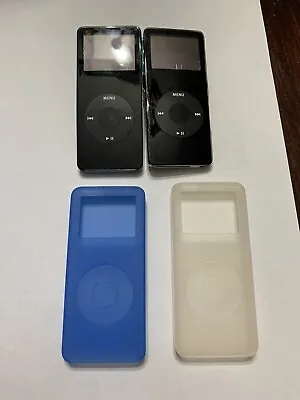 2 Black Apple IPod Nanos A1137 1st Gen.  2GB - Used - UnTested Bundle With Cases • $25