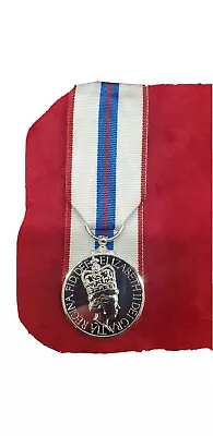 £44 • Buy Queens Silver Jubilee Full Size Medal 1977