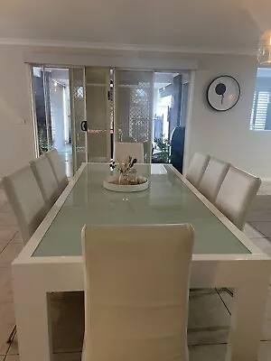 Used Furniture Dining Tables And Chairs • $100