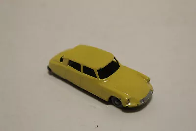 Vintage Lesney Matchbox #66 D.S.19 Grey Wheels • $8.50