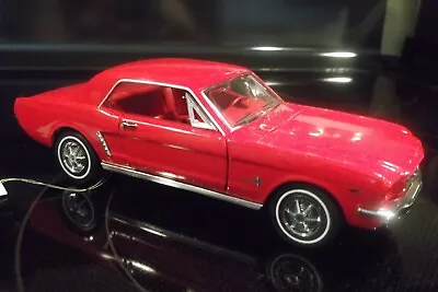 1965 FORD MUSTANG RED HARDTOP COUPE 45th ANNIVERSARY B11G229 FRANKLIN MINT 1:24 • $275