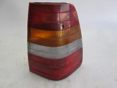 Mercedes W124 Wagon Right Side Tail Light E320 300TE 1248202066 (USED) • $79.99