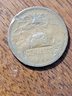 Mexico 20 Centavos Coin 1946. KM# 439 Bronze. Teotihuacan Btw 2 Volcanos. • $0.60