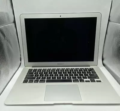 FOR PARTS Apple MacBook Air A1466 13.3  MacOS 10.13 High Sierra I5 8GB 128gb SSD • $80