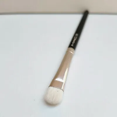 1x MAC 239 Eye Shader Brush Full Size Brand New! • £15.40