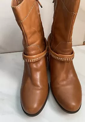 B. Makowsky WomensBrown Leather Ankle Zipper Boots Removable Harness Sz 7.5 W • $44.99
