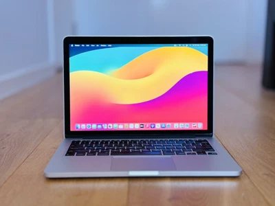 $649 • Buy 13” MacBook Pro - 1TB SSD - 2.7 GHz Intel Core I5 - Dual Boot **$50 Off SEPPSAVE