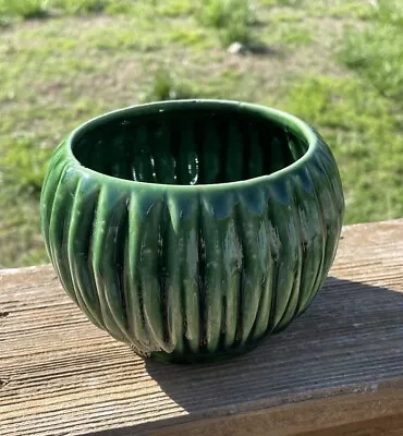 Vintage McCoy? USA Pottery Planter Hunter Green With Lighters Highlights • $30