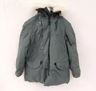 Vintage Men's US Military Extreme Cold Weather Green Parka Size M • $9.99
