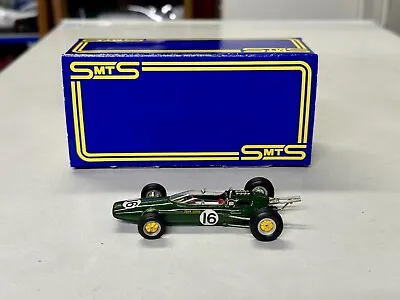 FACTORY BUILT 1:43 SMTS White Metal Model Car Kit #16 LOTUS 25 JIM CLARK #RL19 • $69.99