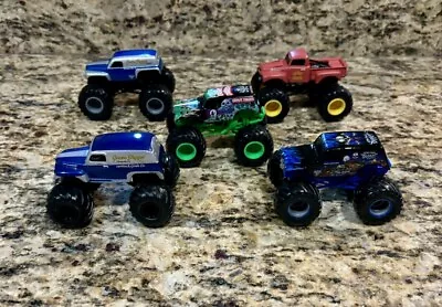 Five Spin Master Monster Jam Grave Digger Son-uva Truck Lot 1:64 New • $27.95