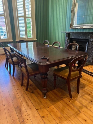 $250 • Buy Antique Dining Room Table With 8 Chairs