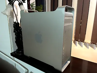 Apple Mac Pro 2.1 • $125