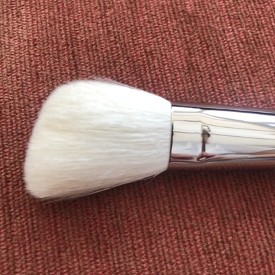 £24.99 • Buy Original MAC 168 Goat Hair Large Angled Contour Brush