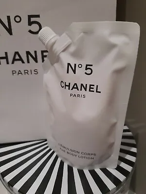 £100 • Buy CHANEL No5 FACTORY 5 COLLECTION: THE BODY LOTION- LIMITED EDIT &'take Away' Bag 