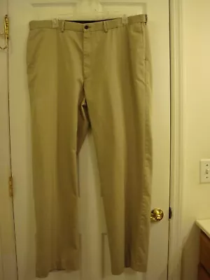 Men's Haggar Comfort Waist Flat Front Tan Khaki Pants Size 44 X 34 • $15.29