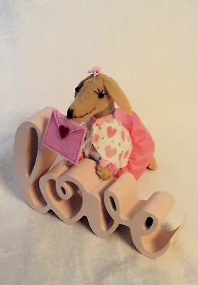 Felt Dachshund Cream Tan Sculpture Valentine's Day Love Sigh Tabletop Decor • $30