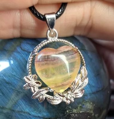 £6.99 • Buy Beautiful Rainbow Fluorite Heart Crystal Pendant 2.5cm Necklace Gift