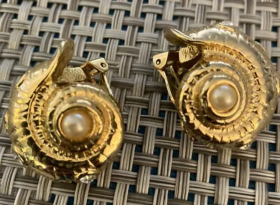 $65 • Buy Vintage Earrings  Ivana Trump Gold Tone Crystal Faux Pearl Shell Shape Clip
