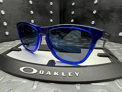 Oakley Frogskins Prizm Ice Iridium/ Crystal Blue Frame Sunglasses. • $58