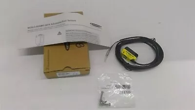 Banner QS18VNAF100 Photoelectric Sensor  • $40