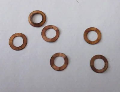 Vintage Avometer Spares - 6 X Small Brass(?) Washers Diameter Approx 8mm (no 18) • £1